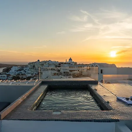 Enalion White Suites Oia